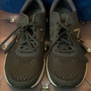 COPY - New balance tennis shoes